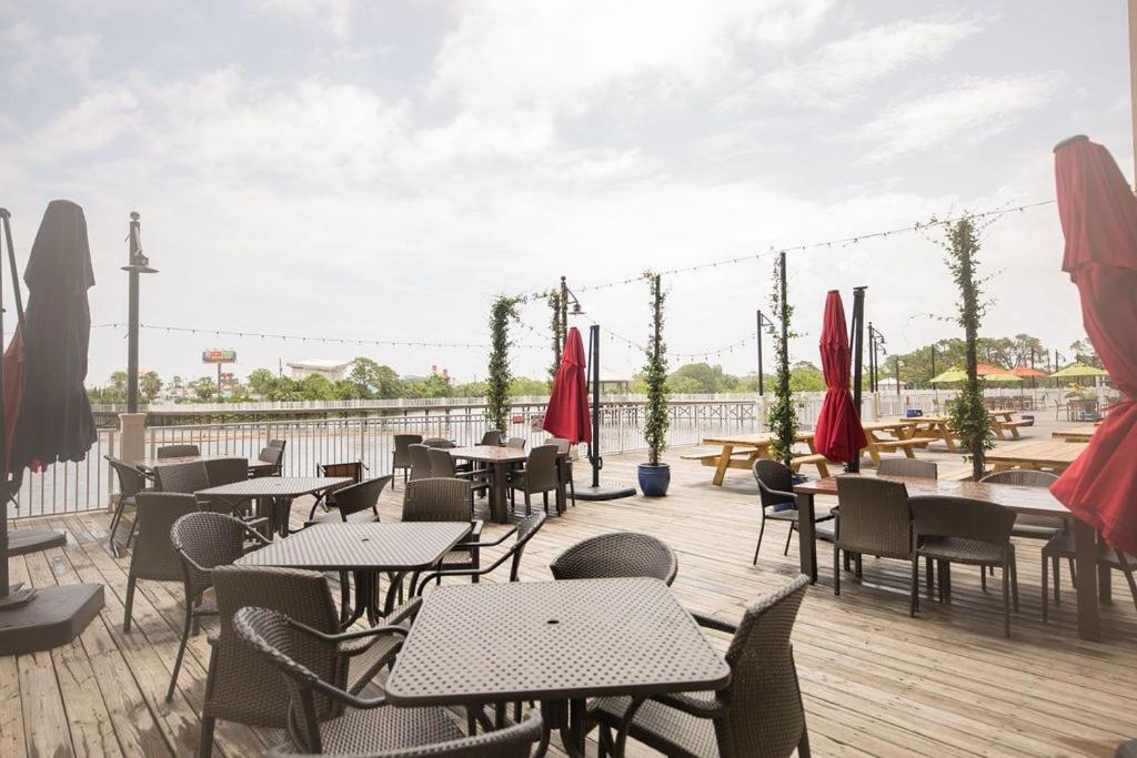 Sea-Renity At Laketown Wharf #1607 By Nautical Properties Panama City Beach Exterior photo